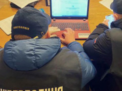 Киберполиция разоблачила группу злоумышленников, сбывавшую поддельные водительские права