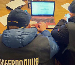 Киберполиция разоблачила группу злоумышленников, сбывавшую поддельные водительские права