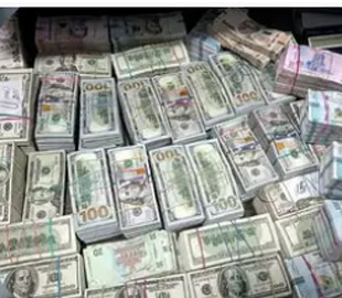 Кол-центр в Україні обкрадав європейців під виглядом інвестицій: поліція викрила шахраїв