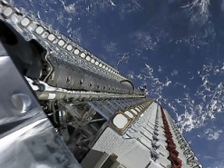 SpaceX отрицает, что спутники OneWeb и Starlink чуть не столкнулись