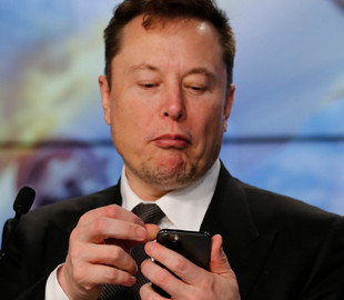 Самые богатые люди мира за один день потеряли почти 23,5 миллиарда долларов