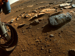Марсоход NASA Perseverance собирает по кусочкам головоломку из истории Марса