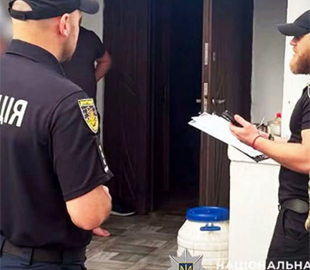 Хмельничанин ошукав жителя Дніпра на понад 11 тисяч гривень: правоохоронці оголосили йому підозру
