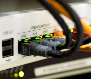 Ученые научились передать 400 Гигабайт данных в секунду