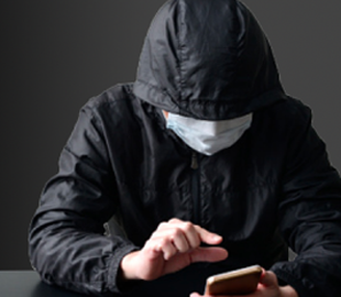 Жінка віддала шахраю 30 тисяч гривень, “рятуючи” доньку