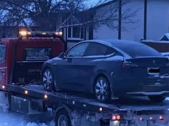 Обнаружена новая напасть: машины Tesla опасны для жизни пассажиров зимой