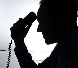 Телефонні шахраї ошукали жінку на 10000 гривень