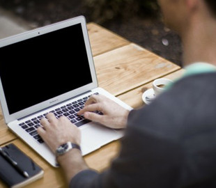 Як мінімізувати ризик зустріти шахрая в інтернеті