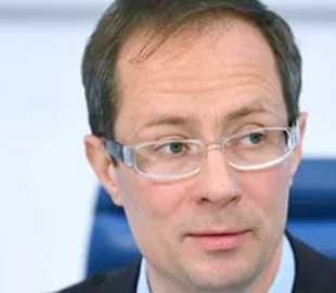 Російські вболівальники «послали» депутата Держдуми РФ, який закликав «усіх мужиків» йти на війну