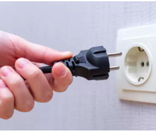 5 приладів, які необхідно вимикати завжди, коли виходите з дому