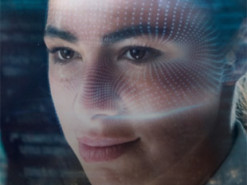 Франция первой в Европе обяжет людей сдавать биометрические данные