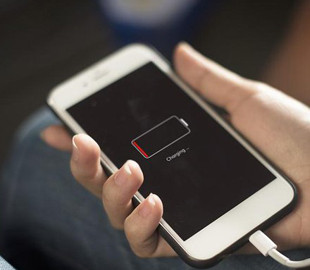 Создана дешевая и долговечная батарея для телефонов