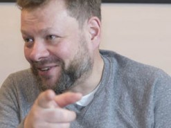 Экс-президент Киевстар намерен подать в суд на Нацполицию