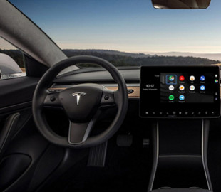 Android Auto запустили на электромобиле Tesla