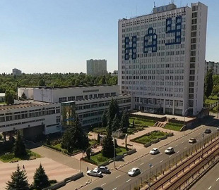 Студенти НАУ невдоволені викладачкою, яка використовує російський торент-трекер