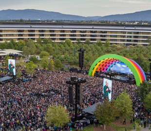 Apple официально открыла свою новую штаб-квартиру и почтила память Стива Джобса