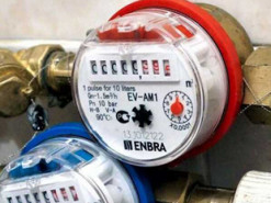 Коли у Києві включать гарячу воду: подробиці розповіли в мерії