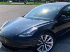 В тысячах электрокарах Tesla обнаружили серьезную неисправность