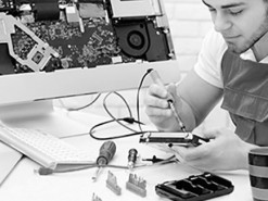 «Компьютерный мастер» воровал технику своих клиентов