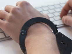 Украинец получил пять лет тюрьмы за распространение детской порнографии в Интернете