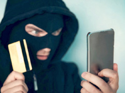 Телефонный разговор с «сотрудником банка» стоил мужчине 72 тысячи гривен