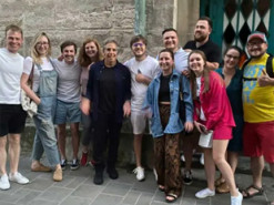 В мережі жартують, що Бен Стіллер прилетів до Львову скуштувати круасани