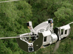 Инженеры Facebook создали робота, способного прокладывать оптоволоконные линии связи по электрокабелям