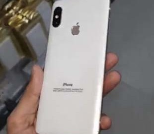 Как превратить Xiaomi Mi8 в iPhone X за 5 минут 