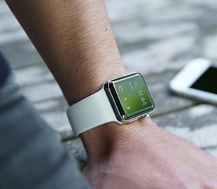 Пока у iPhone X не все хорошо, Apple Watch бьют рекорды
