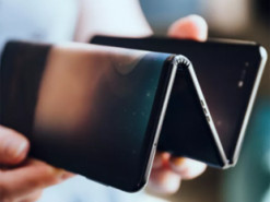 Показаны прототипы складных и сворачиваемых телефонов