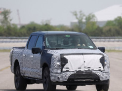 Президент США Джо Байден протестировал электропикап Ford F-150