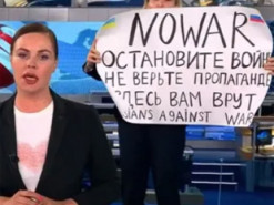 НСЖУ призвал забрать премию Гавела у российской журналистки Овсянниковой и привел аргументы, что она манипулирует людьми