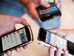 Гройсман поручил проверить качество мобильного интернета в Украине