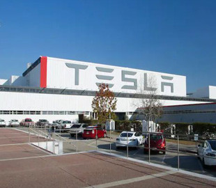 Эксперты Moody’s: в ближайшие годы Tesla останется лидером рынка, но столкнётся с растущей конкуренцией
