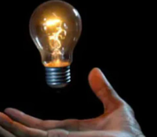 Графіки, оповіщення та не тільки: добірка додатків, які допоможуть під час відключень