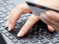 Поліцейські впіймали жінку, яка створила фейковий інтернет-магазин