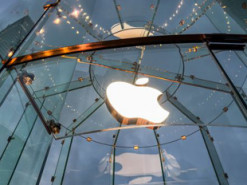 Тім Кук йде з посади гендиректора Apple після 15 років роботи