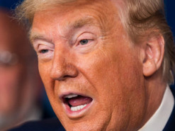 Трамп снова нарушил правила Twitter, угрожая протестующим силой