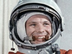 В России через интернет распродают личные вещи Гагарина