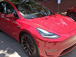 Хакери зламали Tesla Model Y за лічені секунди