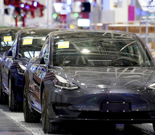 Власти Китая призвали Tesla восстановить бортовые компьютеры Model 3 до заявленных