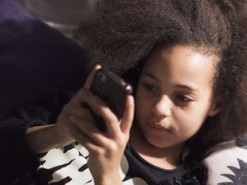 Франция защитит маленьких звезд социальных сетей