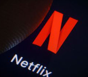 Netflix тестирует всплывающий плеер для web-версии