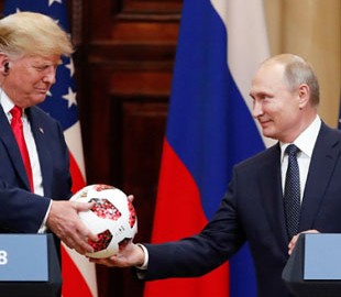 В подаренном Путиным Трампу мяче обнаружили чип