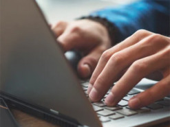 Піратські програми допомагають хакерам: як захистити свої дані