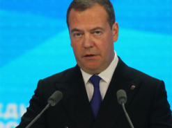  Медведєв погрожує Молдові: "У Придністров'ї проживає близько 220 тисяч громадян Росії"