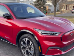 Ford отзывает 38 тыс. электромобилей Mustang Mach-E из-за опасных дефектов