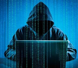 Хакер из погранслужбы воровал бонусы у клиентов автозаправок WOG