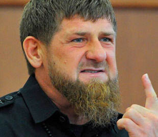 У Росії суд покарав жінку за критику кадировців