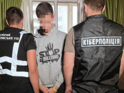 Обіцяв евакуацію із зони бойових дій. У Києві затримали шахрая